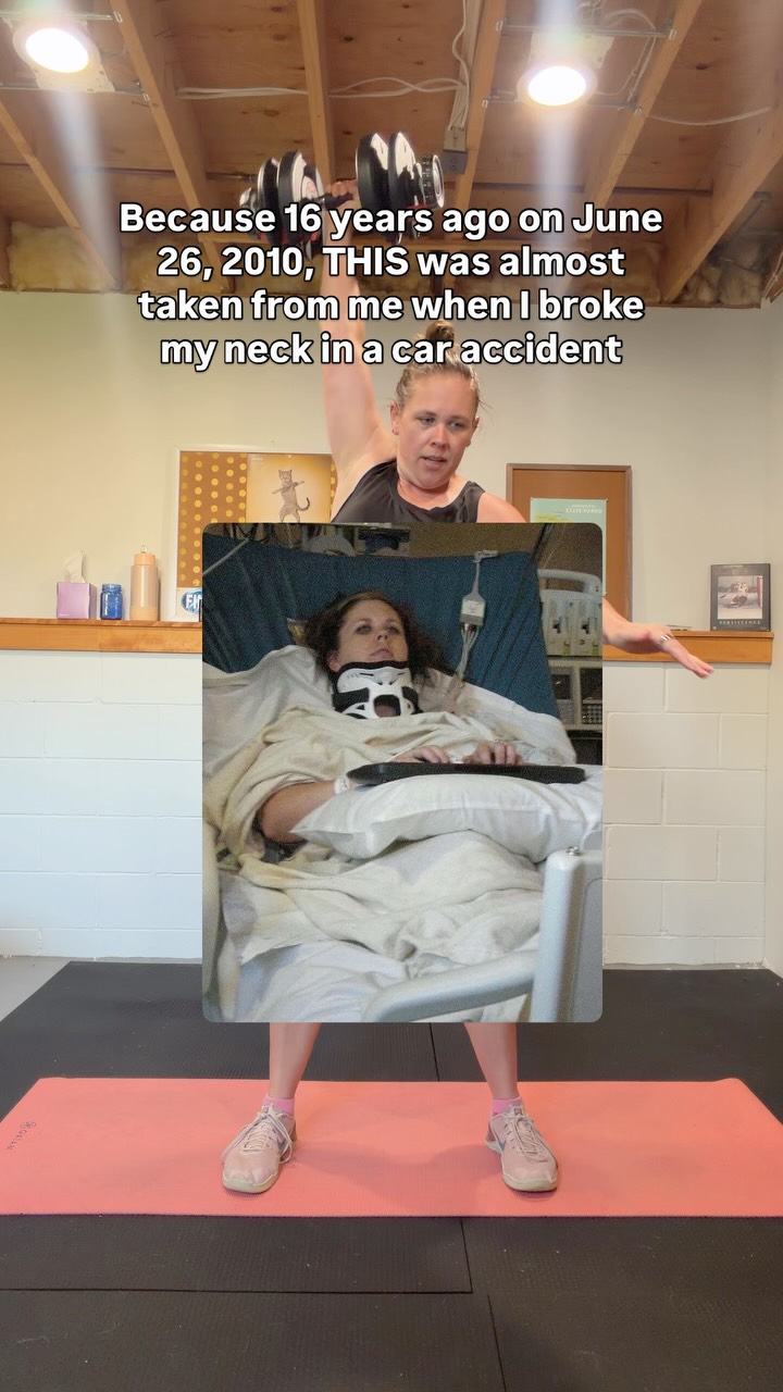 This was me 16 years ago this Friday after a woman texting and driving rear ended the car I was riding in at 70 mph and broke my neck.

Sometimes I get so wrapped up in what my body CAN’T do or what my body LOOKS like. Occasionally (especially when the anniversary is near) it dawns on me that I could very well be in a wheel chair or not here at all. 

So today I moved by body out of sheer gratitude that I CAN.

Also… put down the damn phones. It can wait! You don’t need to update your story while you’re driving, mmmk?

Please share to save a life 💜